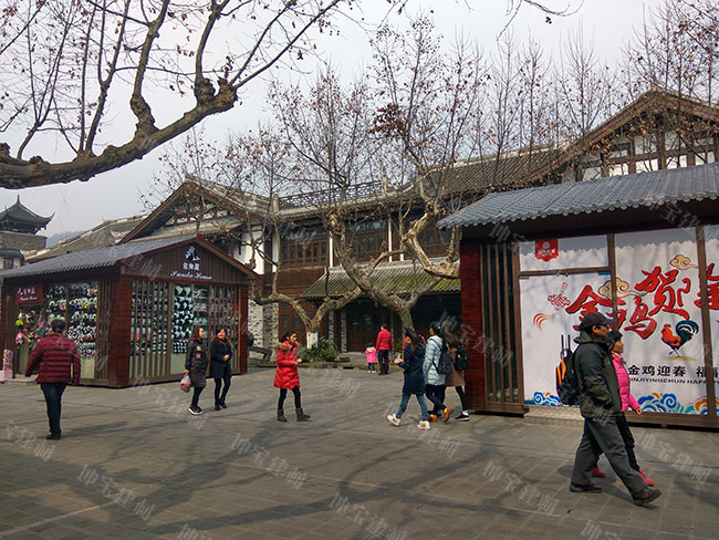 樹(shù)脂瓦移動(dòng)商鋪，占據(jù)步行街商機(jī)