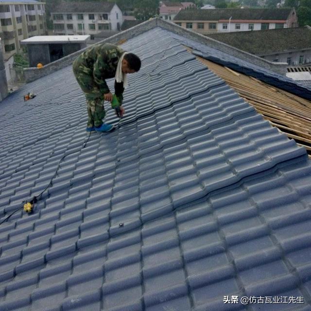 導(dǎo)讀：農(nóng)村蓋房用樹脂瓦適合嗎？聽完行家的分析，恍然大悟