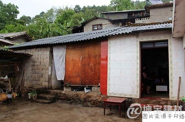 老家房頂?shù)氖尥邥?huì)對(duì)居住者的健康造成影響嗎？